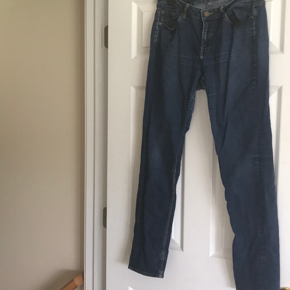 New York and Company skinny jeans